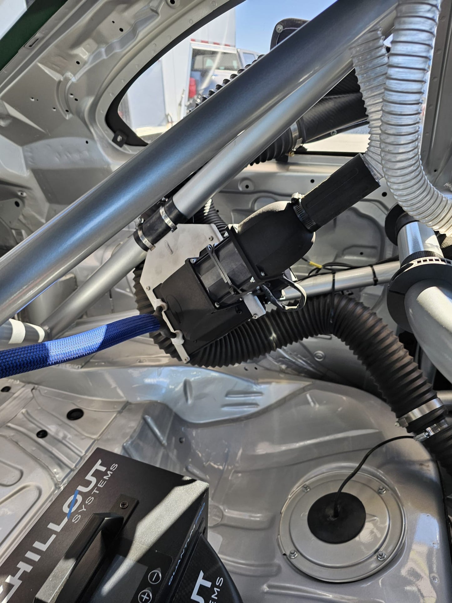 SauberLuft - Helmet Air System by STROM