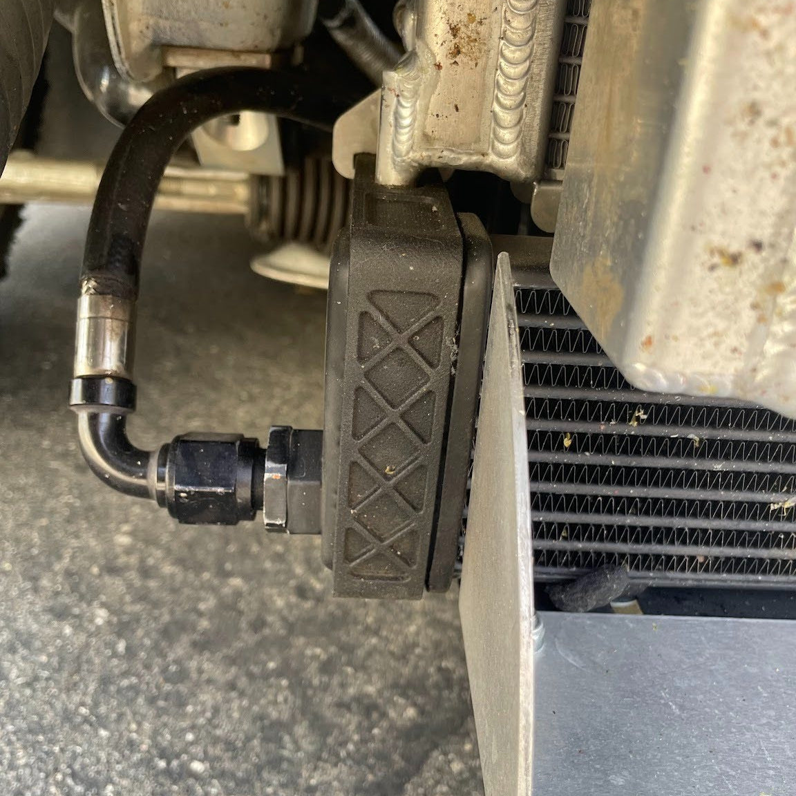 99.00109 E46 Oil Cooler Mounts