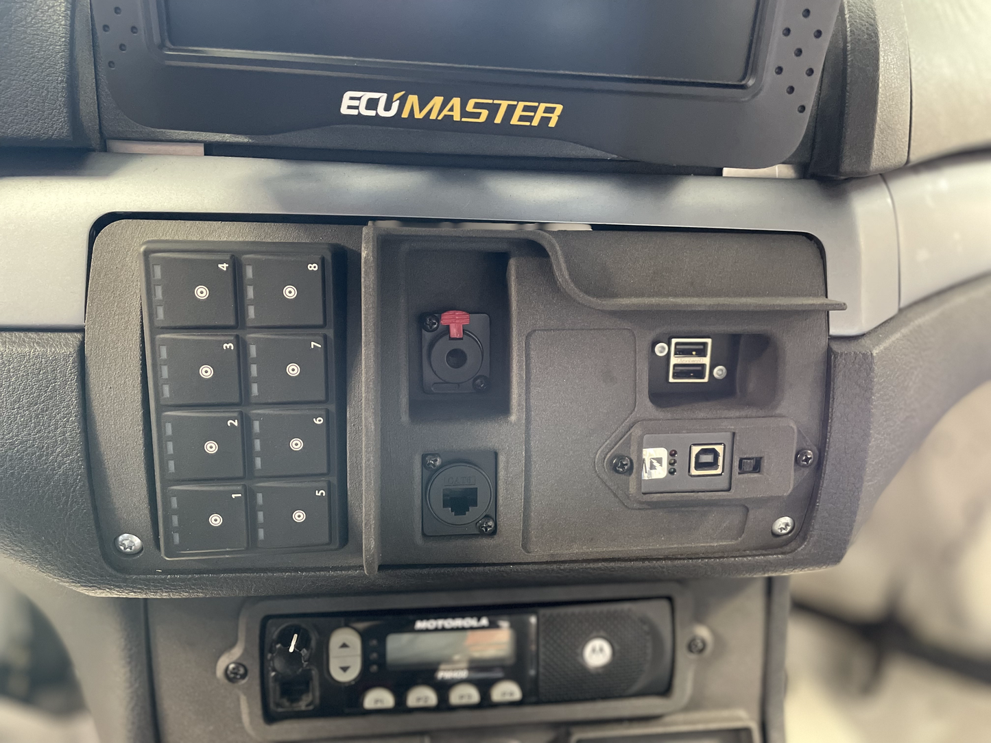 STROM B46 Center Dash Keypad and Dataport Assembly