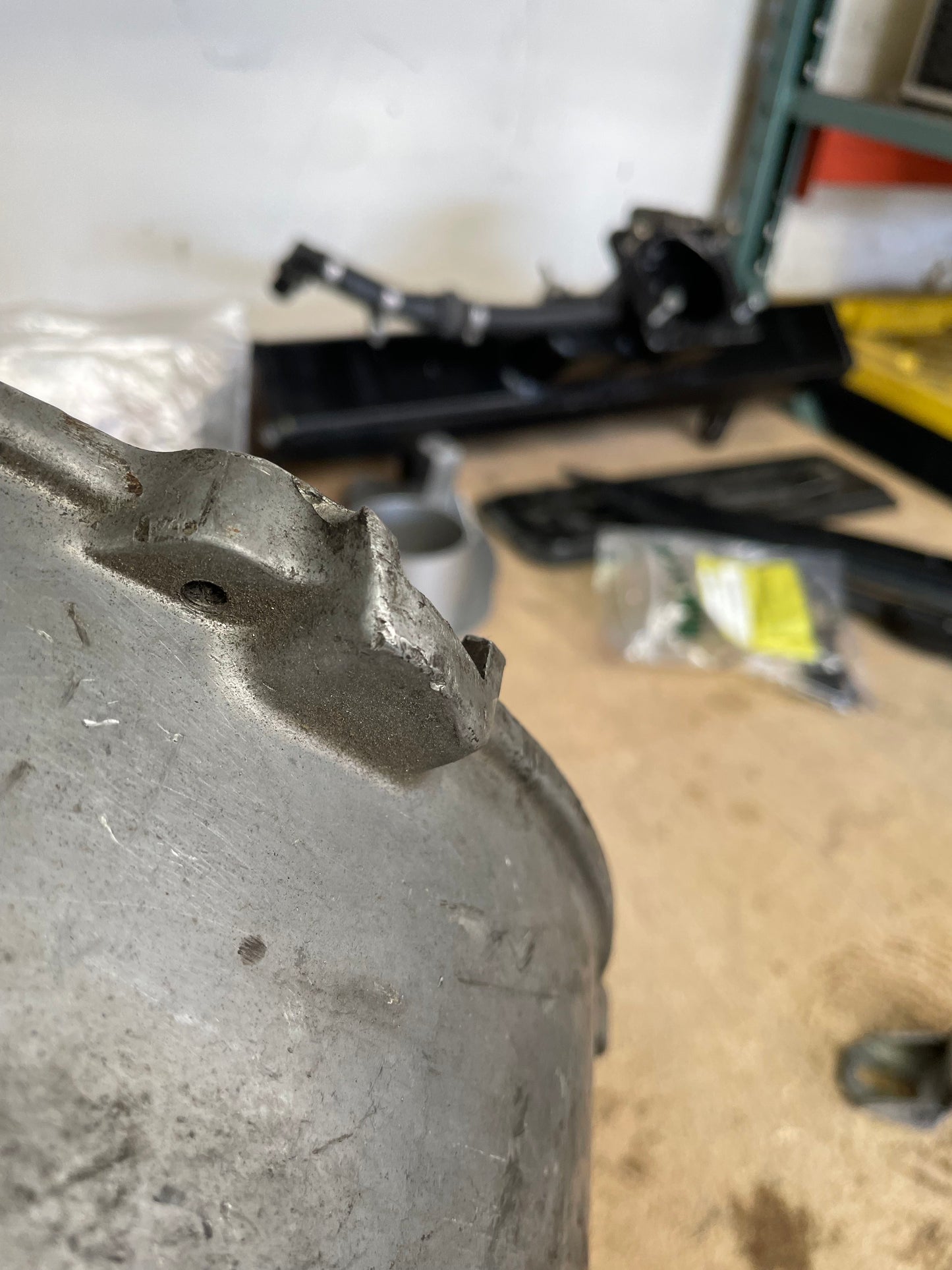 BMW Transmission Bell Housing 1 209 780