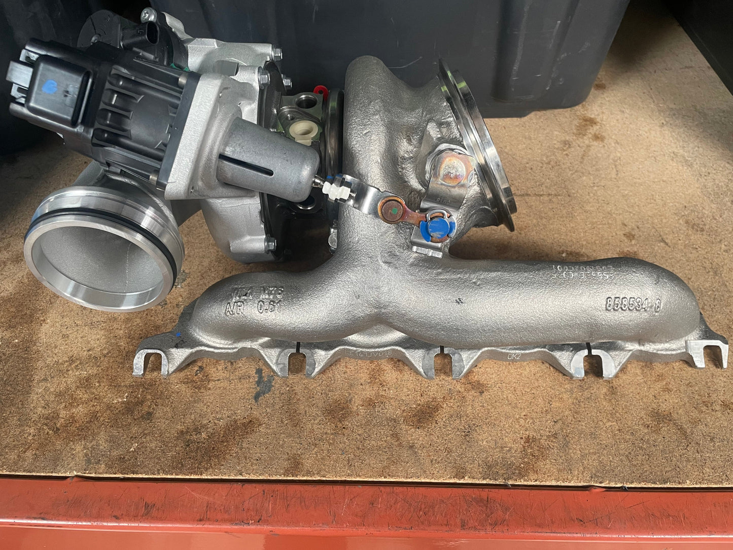 BMW Turbocharger 11 65 8 662 074