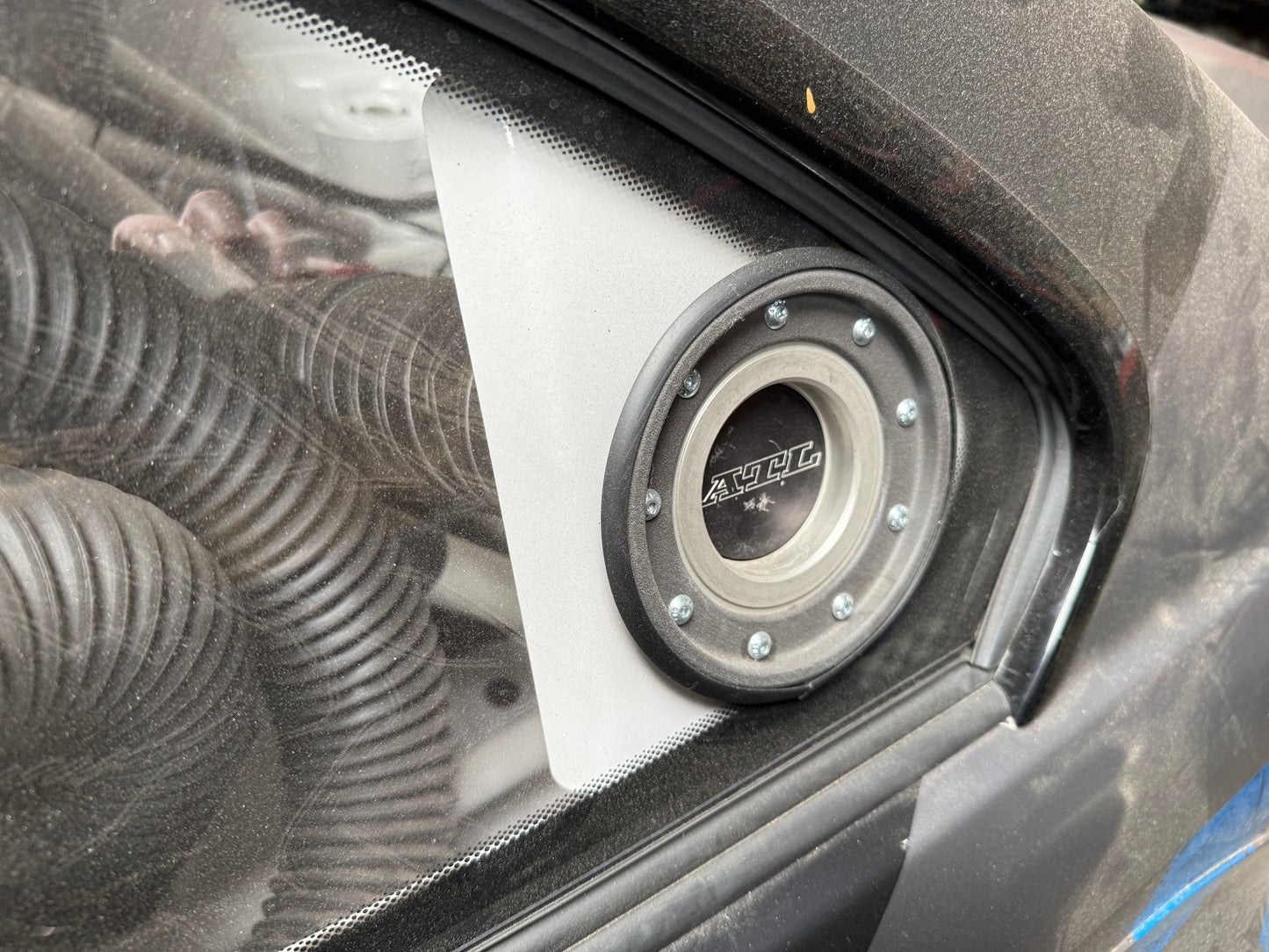 E46 Fuel Drybreak Window Mount Kit