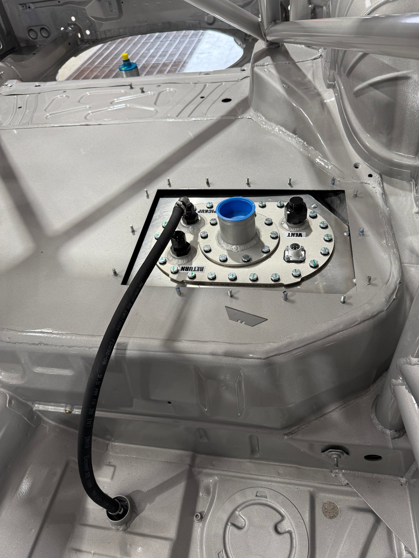 E46 Coupe Fuel Cell Cover