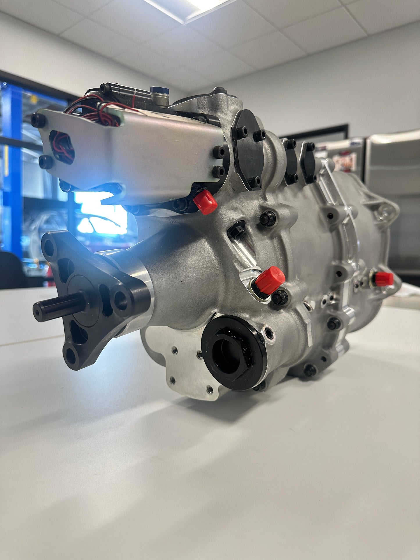 Holinger SG3 Pneumatic 6 Speed Sequential Transmission