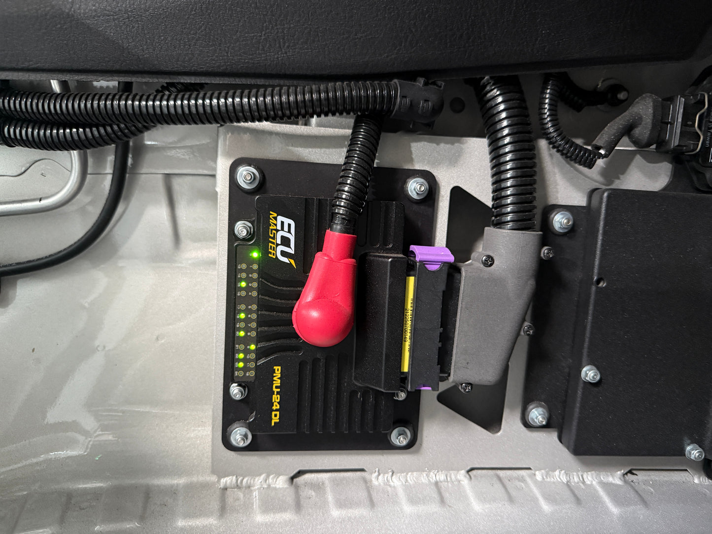 ECUMASTER PMU-24 DL Power Management Unit