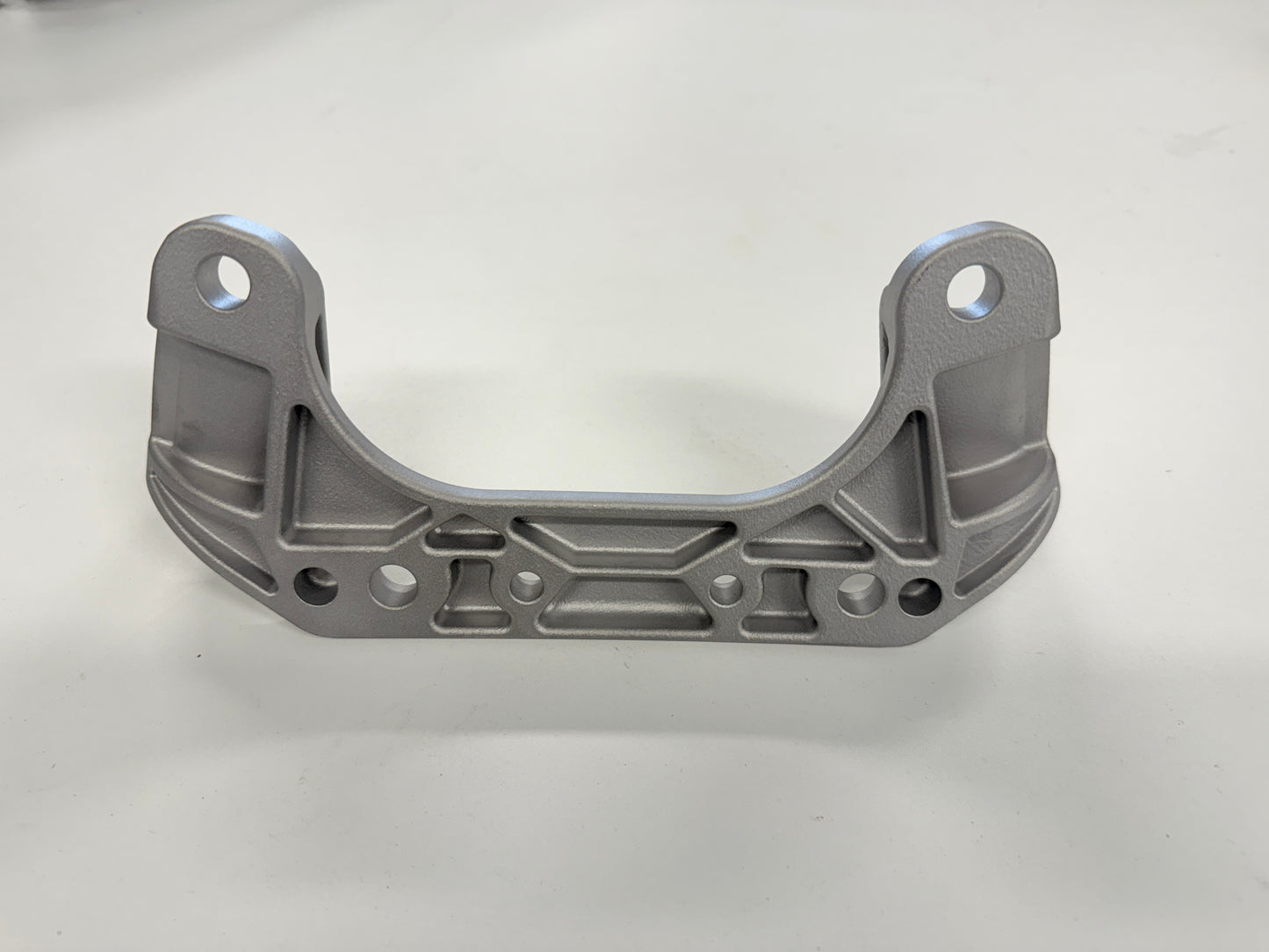 E46 non-M 6-Speed Upper Transmission Mount - 22316760532 REPLACEMENT