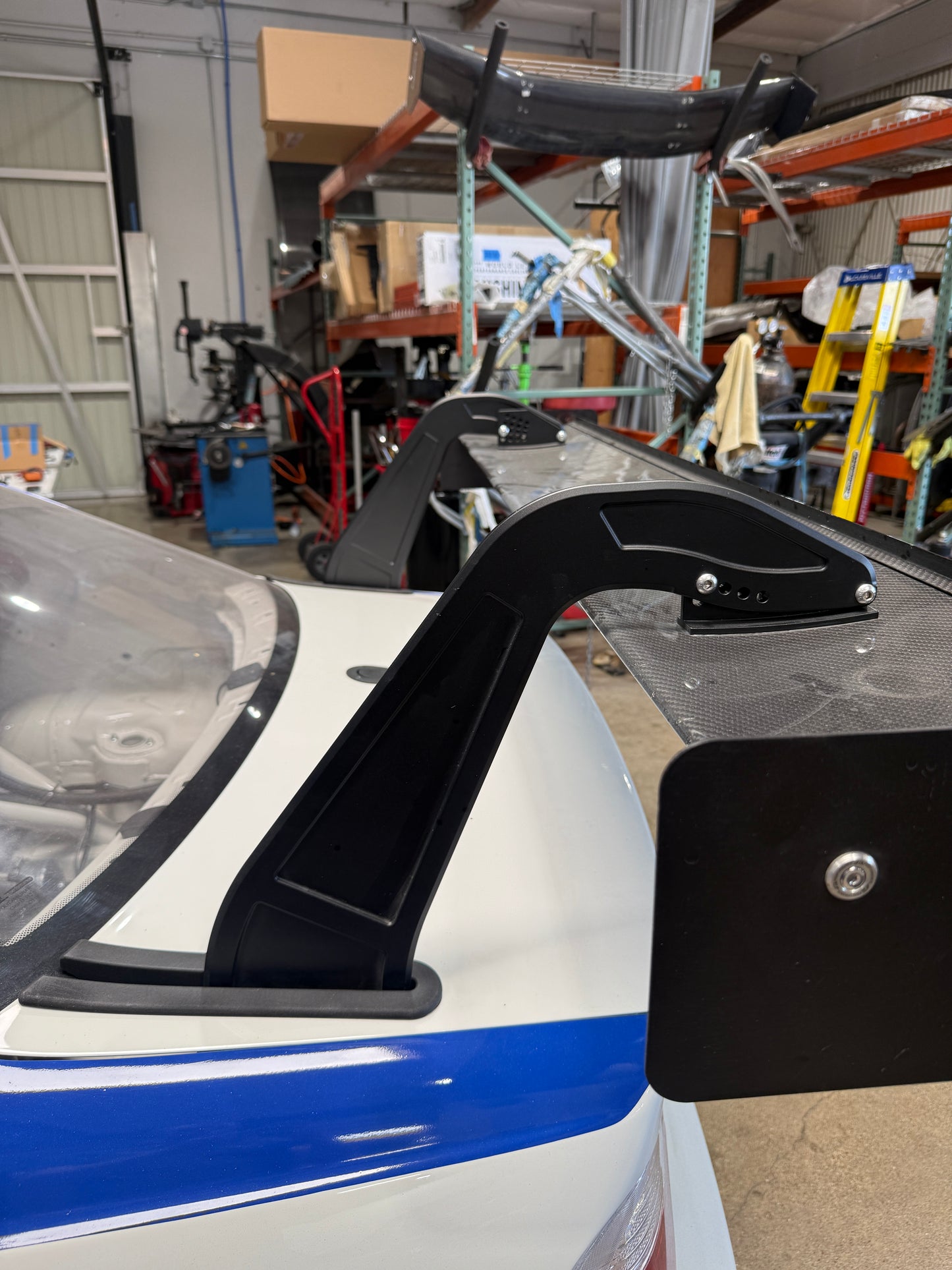 STROM E46 Swan Neck Carbon Wing Kit