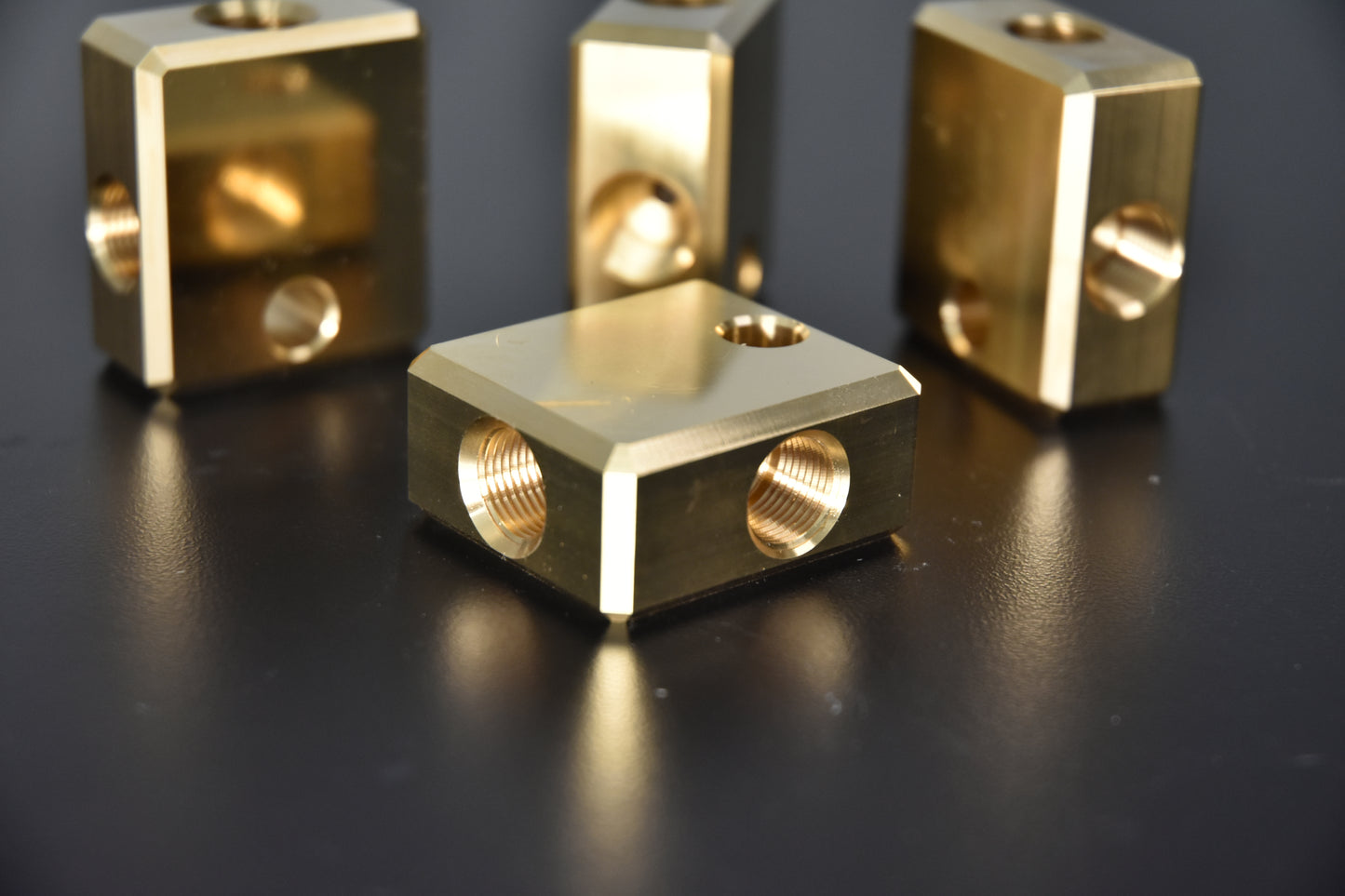 MK60 Pressure Sensor Adapter - M12x1.0 Bubble Flare Tee Fitting