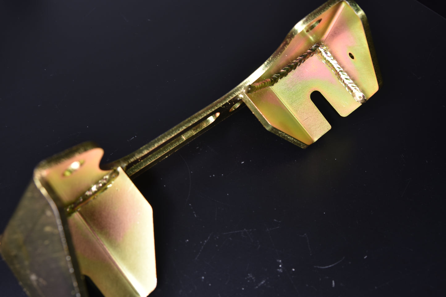 E46 non-M 6-Speed  Steel Upper Transmission Mount