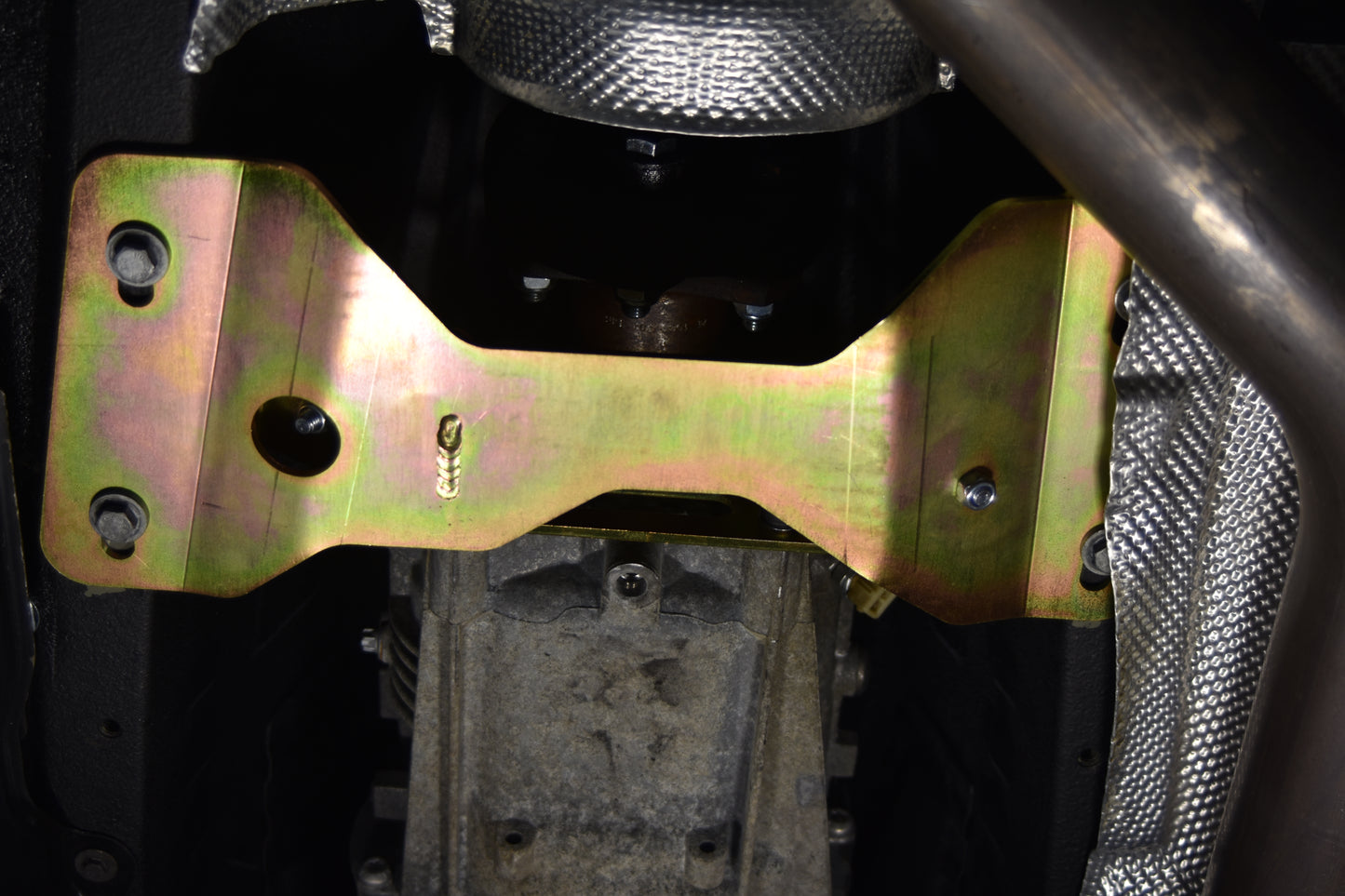 E46 non-M 6-Speed Steel Lower Transmission Mount