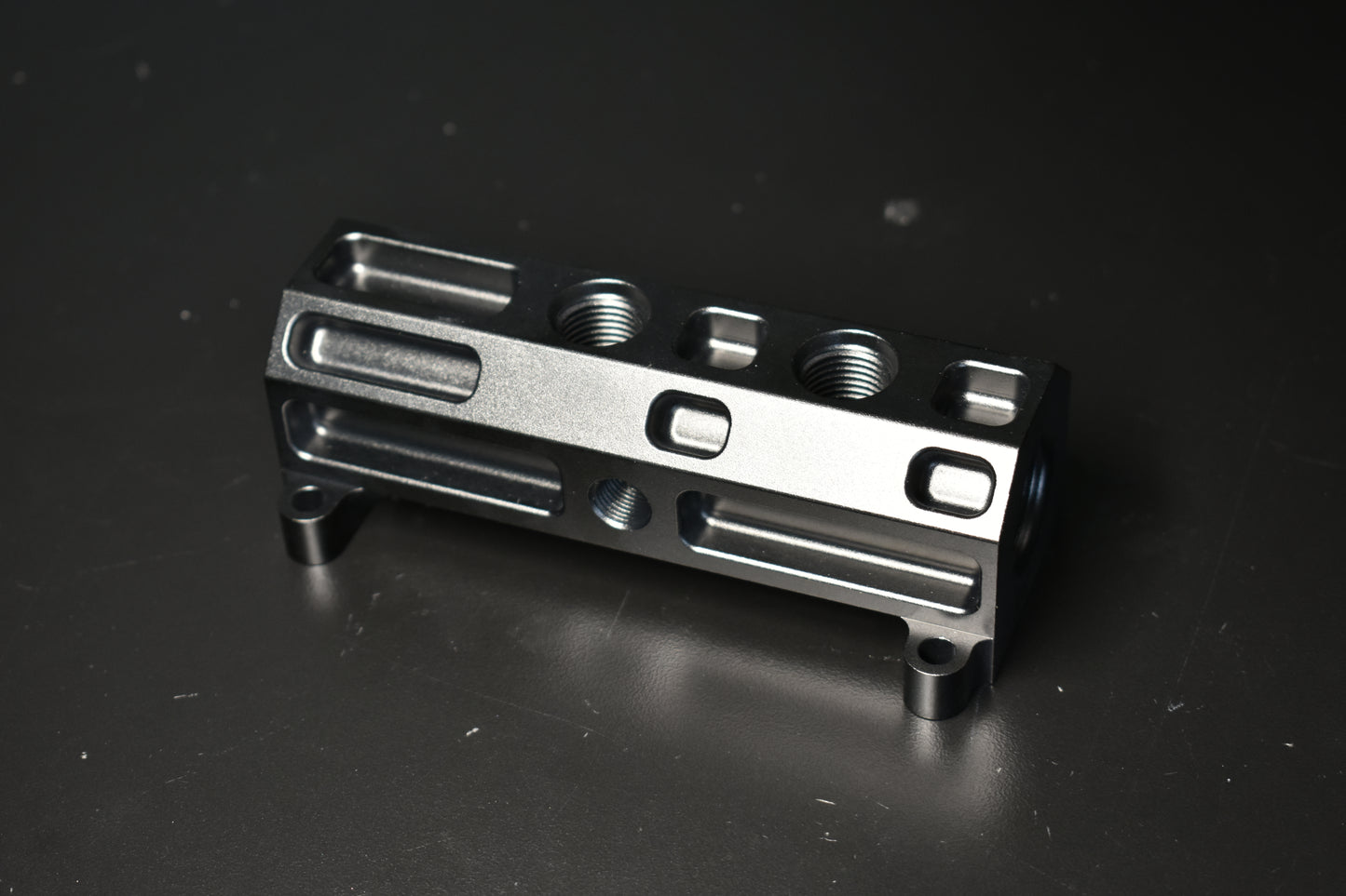 STROM Fuel Distribution Block