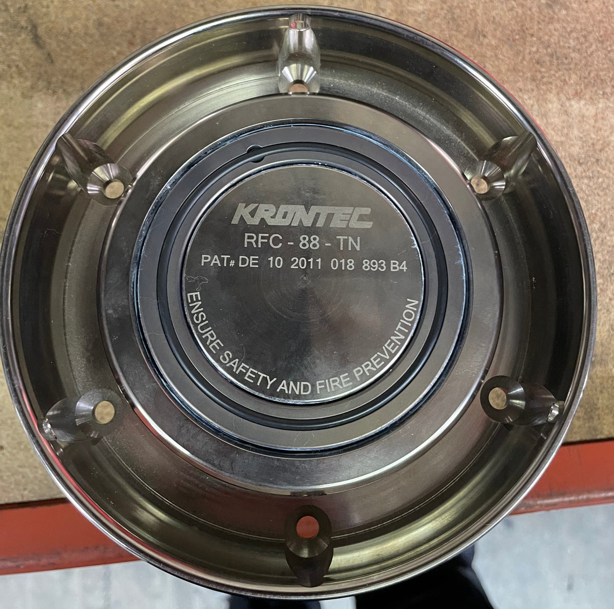 Krontec Dry-Break fuel filler