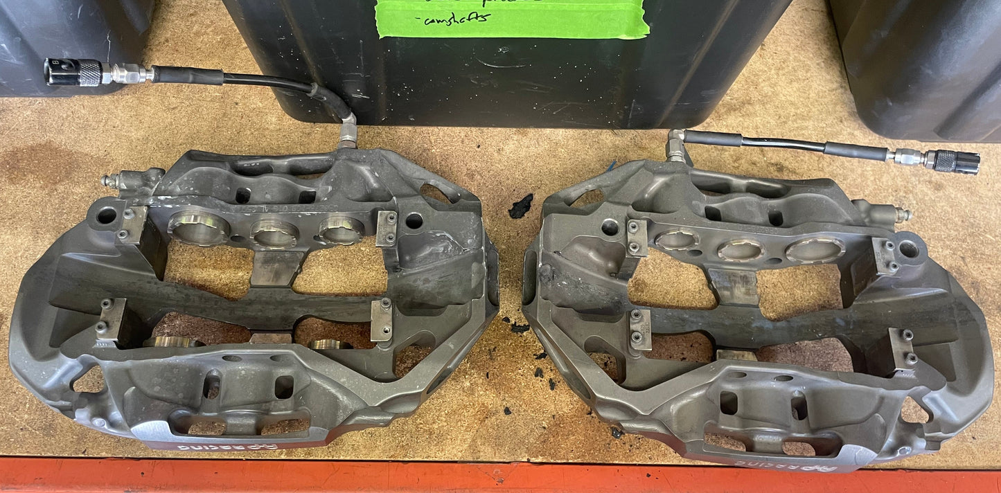 AP racing brake caliper set for M4 GT4 - 34108419715 and 34108419716