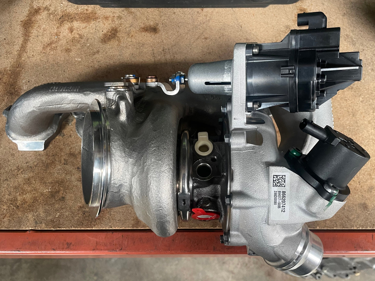 BMW Turbocharger 11 65 8 662 074