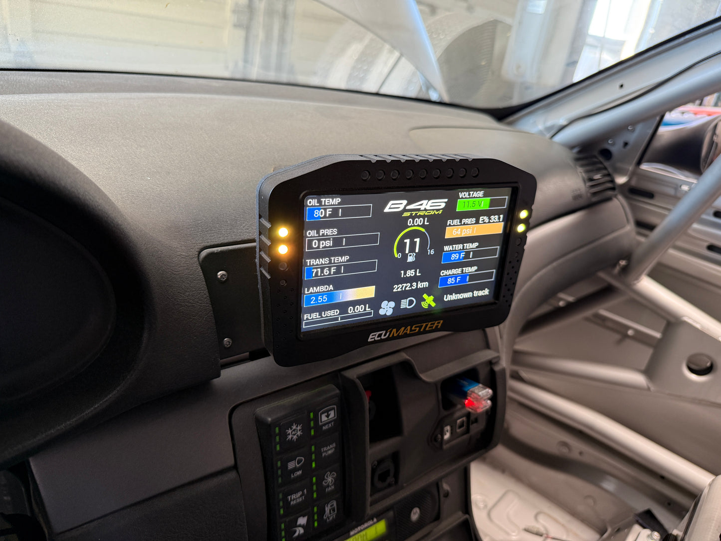 99.00027 ADU7 Dash Mount for E46 Center Vent Location