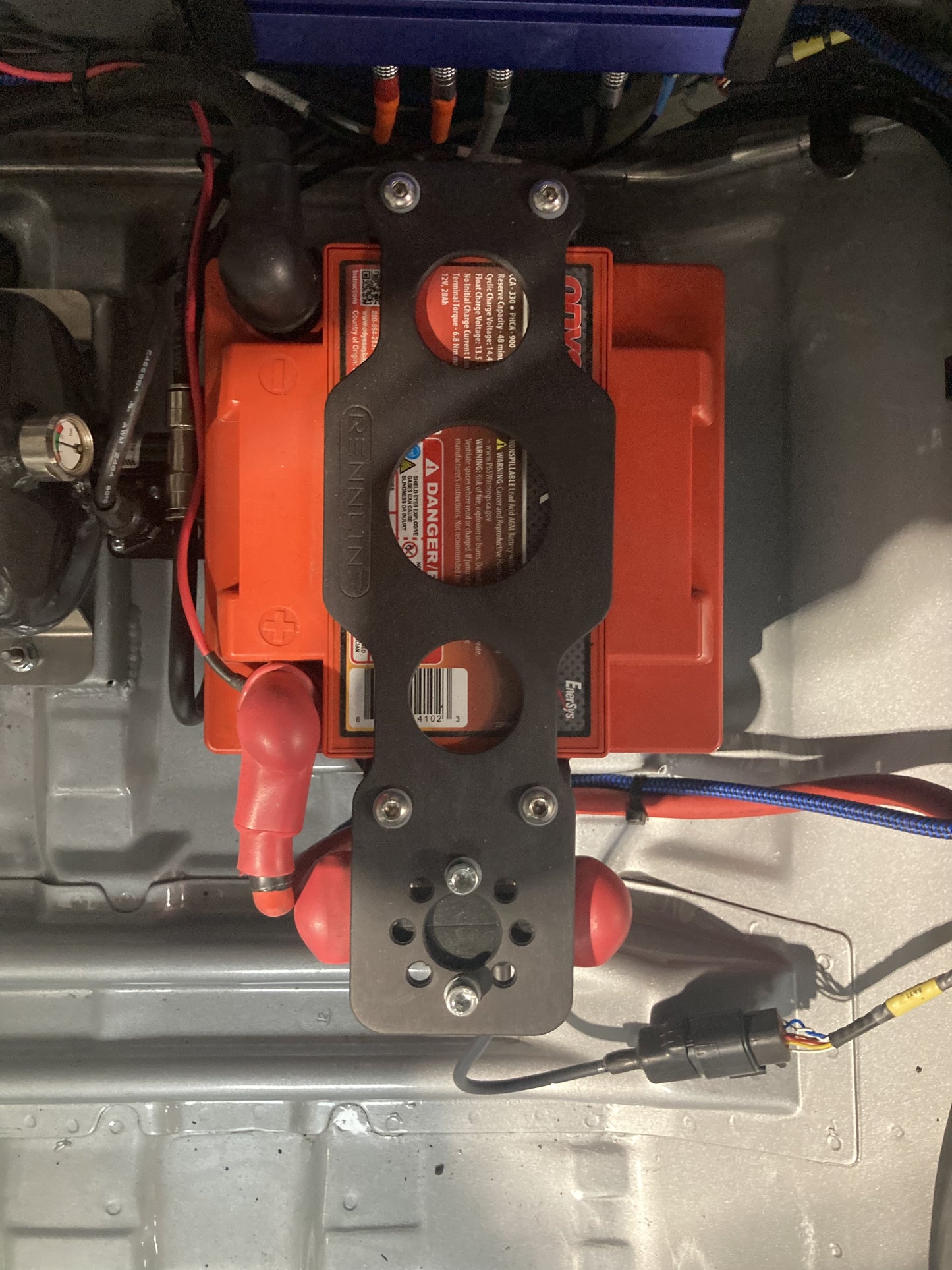 99.00032 E46 Battery Mount Kit
