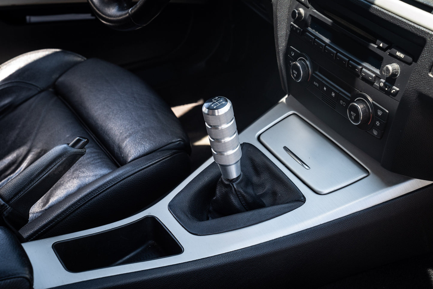 Garagistic Knurled Aluminum Shift Knob - E30, E36, E46, E82, E92