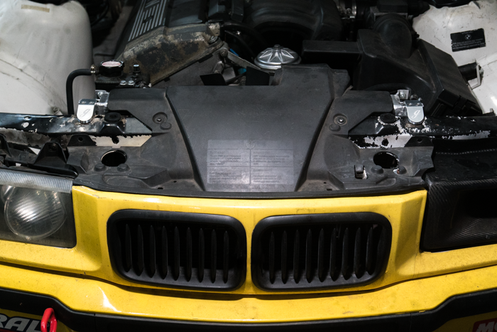 E36 & Z3 Billet Radiator Bracket (Clip Upgrade)- 318, 325, 328, M3, Z3, Z3M - 17111723341