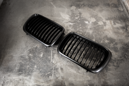 E36 (96-99) Matte Black Kidney Grille Set - 51138195151, 51138195152