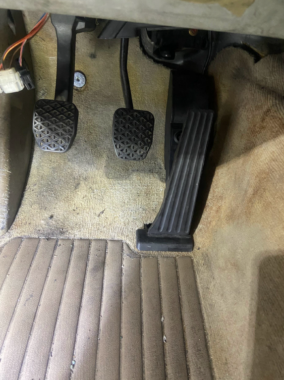E36 Adapter for E46 DBW Throttle Pedal